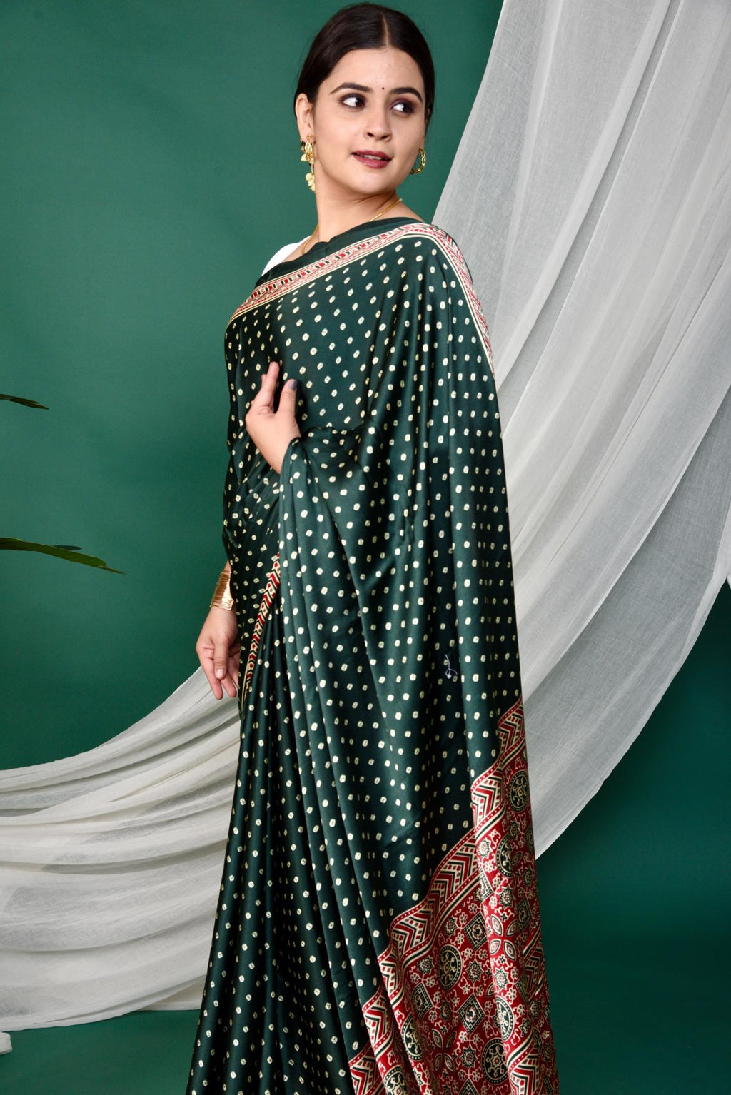 Bandhani  Ajrakh saree